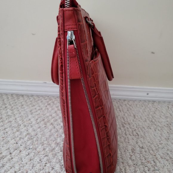 PIQUADRO Red Square Expandable Briefcase - Picture 4 of 4